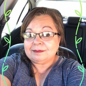 Meet your Posher, Ramona j